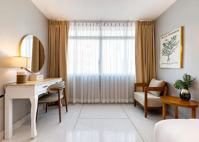 Aparthotel Ab House 3*