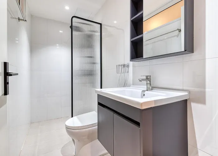 Ab House Aparthotel