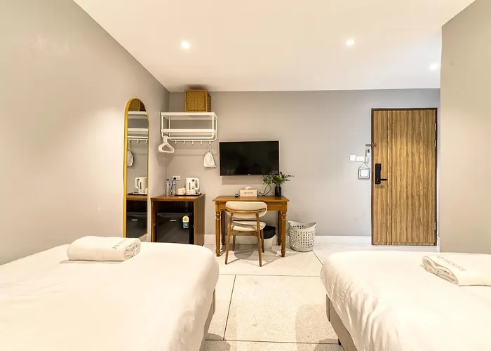 Ab House Aparthotel 3*