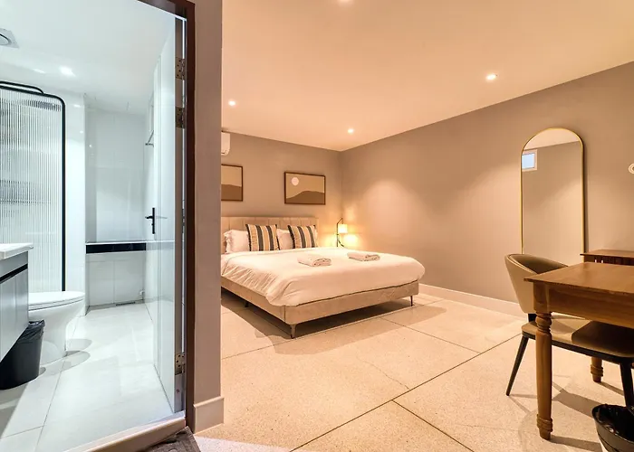 Aparthotel Ab House 3*